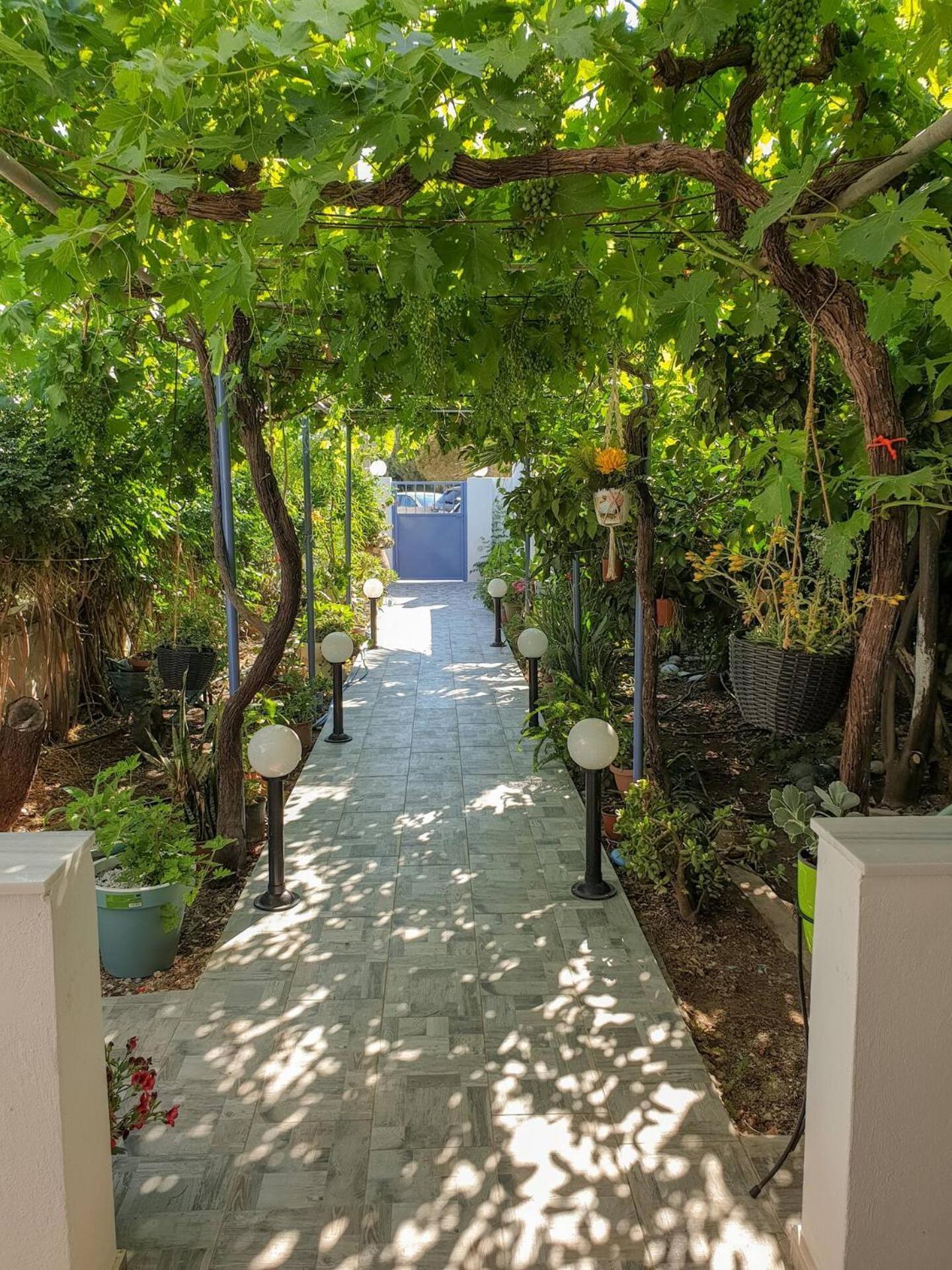 Maria'S House, With Garden Villa Kalamaki  Exterior photo